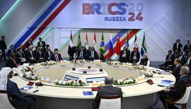 Θραύση-οι-brics,-ένταξη-θέλουν-πάνω-από-30-κράτη-–-putin:-Προς-νέα-παγκόσμια-κρίση-λόγω-χρέους-–-Δεν-πολεμάμε-το-δολάριο