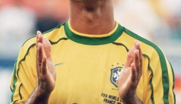 Πέθανε-ο-Ζε-Καρλος