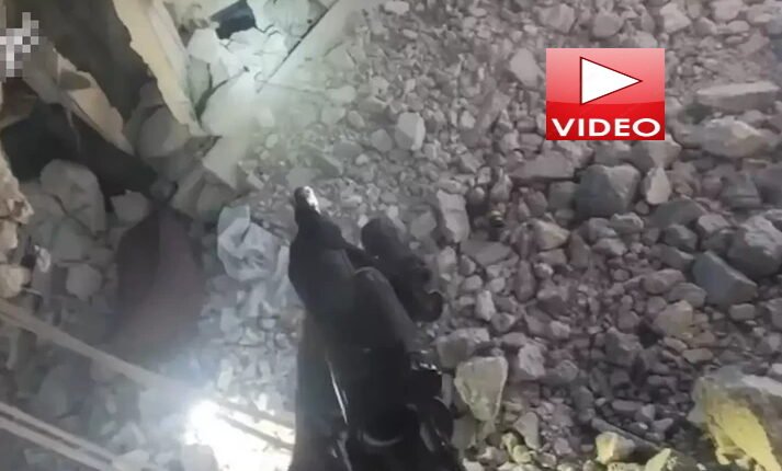 Νέο-βίντεο-του-Ισραηλινού-στρατού-από-τις-τελευταίες-στιγμές-του-Γιαχία-Σινουάρ-–-Η-στιγμή-που-βρίσκουν-το-πτώμα-του