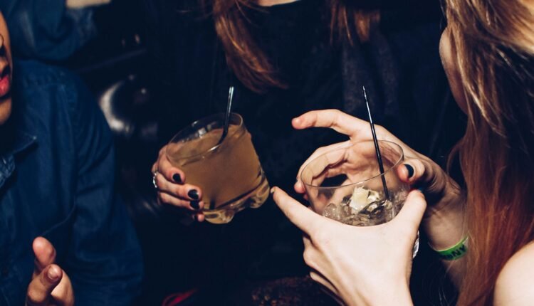 Οριστικό-«λουκέτο»-στο-club-22-για-τα-ποτά-–-μπόμπες-σε-ανηλίκους