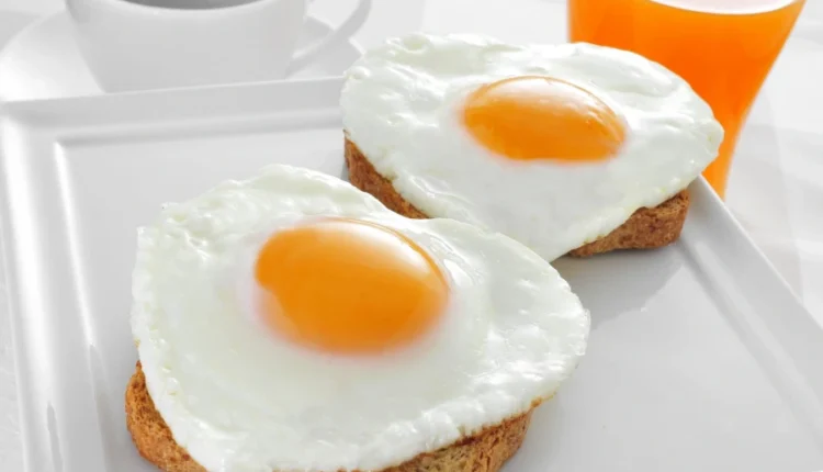 Τι-θα-γίνει-αν-τρώτε-2-αυγά-για-πρωινό-κάθε-μέρα-επί-έναν-μήνα