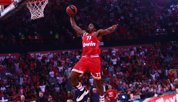 euroleague:-Ισοπέδωσε-τη-Μπαρτσελόνα-ο-Ολυμπιακός