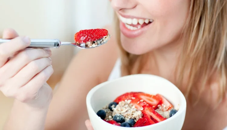 Διατροφή:-Τι-ώρα-να-τρώτε-φρούτα-για-να-χάσετε-ευκολότερα-κιλά…(6:15-–-Α’-πρωϊνή-Ζώνη-6:00-–-6:30)