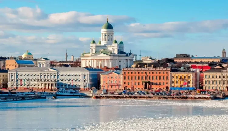 Φινλανδία:-mουσουλμάνα-παραπονιέται-επειδή-η-χώρα-έχει-πολλούς…-Φινλανδούς