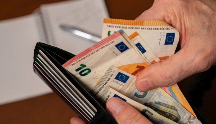 Χρέη:-Αλλαγές-έρχονται-στην-ρύθμιση-των-24-48-δόσεων-–-Ποιοι-είναι-οι-κανόνες