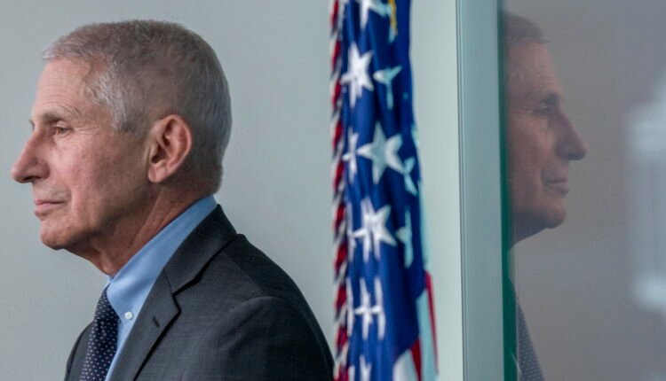 «Είναι-ένας-δαίμονας»:-Τρομερές-δηλώσεις-στις-ΗΠΑ-για-τον-Φάουτσι