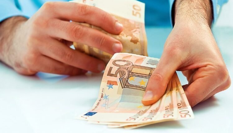 Ελεύθεροι-επαγγελματίες:-Νέο-σύστημα-αύξησης-εισφορών