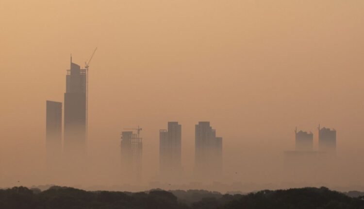 Το-Πακιστάν-κλείνει-λόγω-νέφους-–-Κλειστά-σχολεία-και-σχέδιο-lockdown
