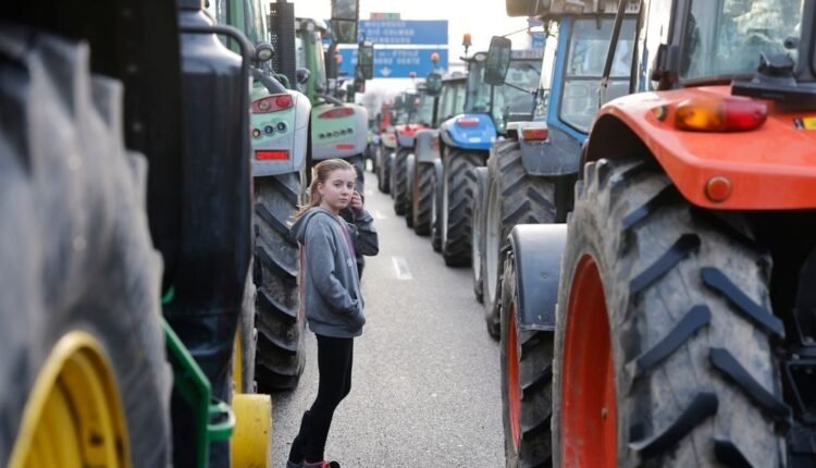 Ξανά-«στα-όπλα»-οι-Γάλλοι-αγρότες:-Διαδηλώνουν-για-την-εμπορική-συμφωνία-ΕΕ-mercosur