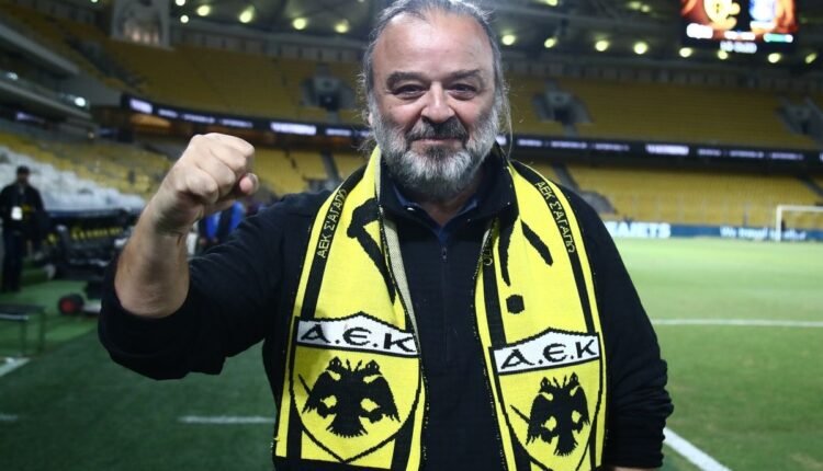 Αθλητικά:-Η-ΑΕΚ-διατίθεται-να-συνδράμει-με-1,5-εκ.-ευρώ-για-την-ανάπτυξη-και-την-πρόοδο-του-Ερασιτεχνικού-Ποδοσφαίρου-(30-λεπτά-[12:00-12:30]-αφιερωμένα-στον-Αθλητισμό…12:15)