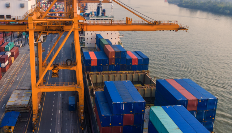 Εμπορικό-ισοζύγιο:-Στο-ίδιο-έργο-θεατές-35-χρόνια-–-Τι-φταίει-για-το-έλλειμμα