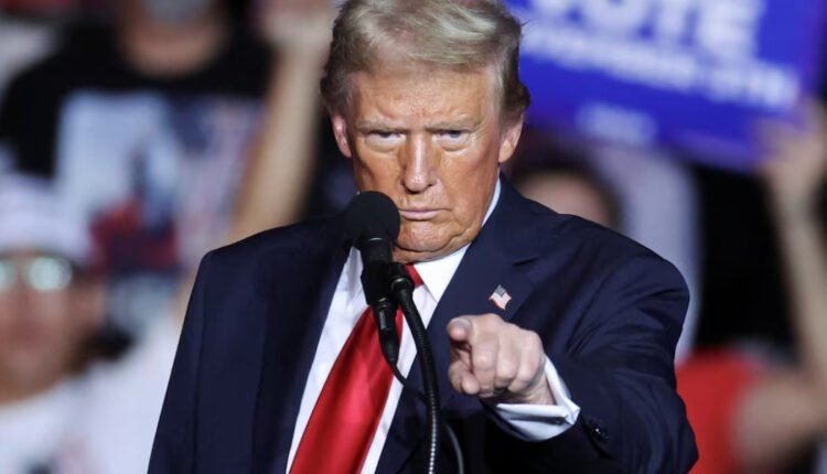 ΗΠΑ:-Γεμίζουν-τις-αποθήκες-με…-παρμεζάνα-–-Γιατί-ο-Τραμπ-φοβίζει-τους-Ιταλούς-τυροκόμους