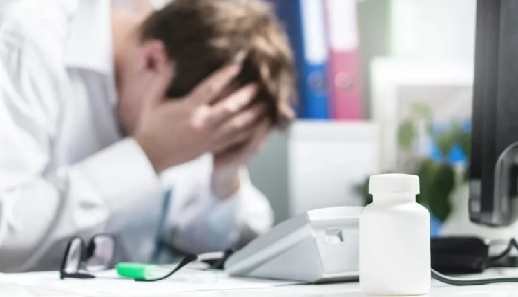 Υγεία:-Μακρά-covid-–-Γιατί-οι-νέοι-εμφανίζουν-πιο-βαριά-συμπτώματα-από-τους-ηλικιωμένους-(6:10-–-Α’-πρωϊνή-Ζώνη-6:00-6:30)