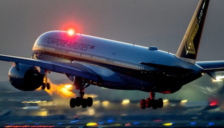 Σιγκαπούρη:-73χρονος-επιτέθηκε-σεξουαλικά-7-φορές-σε-4-γυναίκες-σε-πτήση-14-ωρών