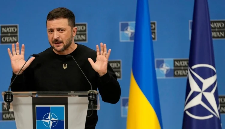 Ζελένσκι:-«Έτοιμος»-να-τερματίσει-τον-πόλεμο-στην-Ουκρανία-–-Πρoϋπόθεση-η-ένταξη-στο-ΝΑΤΟ