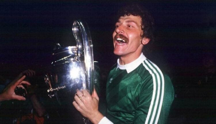 Απεβίωσε-ο-Χέλμουτ-Ντουκαντάμ