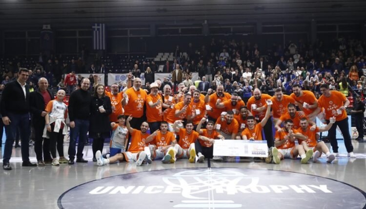 Η-ΝΕ-Μεγαρίδος-κατέκτησε-το-unicef-trophy