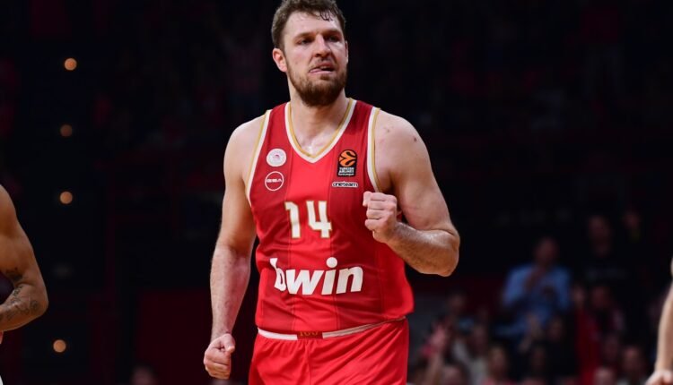 Ολυμπιακός:-Μεγάλη-νίκη-απέναντι-στη-Μπάγερν-με-μυθικό-Βεζένκοφ