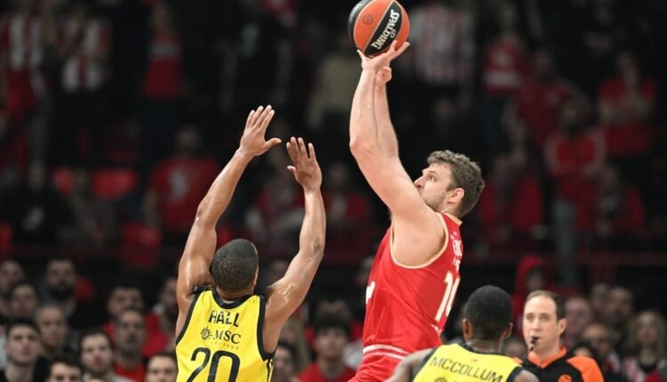 Ολυμπιακός:-Κακή-εμφάνιση-και-ήττα-από-τη-Φενέρμπαχτσε