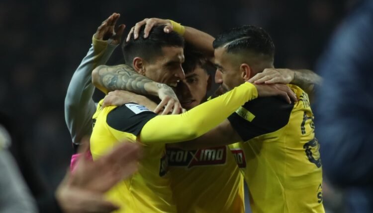 super-league:-Έφυγε-με-το-διπλό-η-ΑΕΚ-από-την-Τούμπα