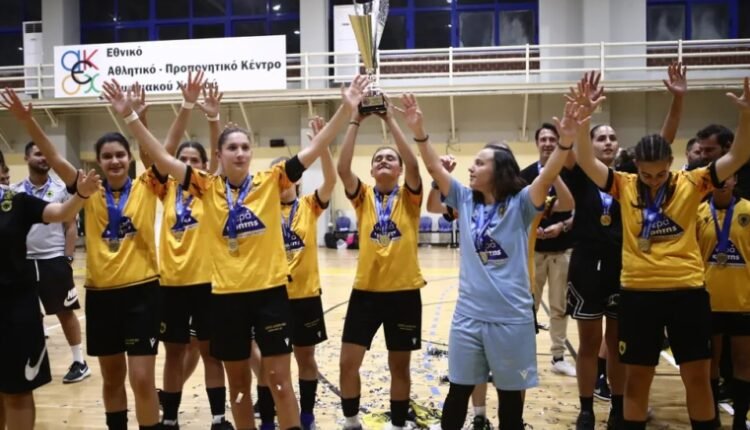 futsal-Γυναικών:-Πρωταθλήτρια-Ελλάδας-η-ΑΕΚ