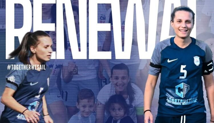 Ποδόσφαιρο-Γυναικών:-Ανανέωσε-η-αρχηγός-του-Οδυσσέα-Μοσχάτου-η-Μαρία-Παπακώστα