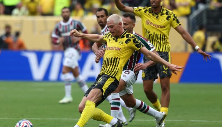 Παγκόσμιο-Κύπελλο-Συλλόγων:-«Λευκή»-ισοπαλία-για-Φλουμινένσε-και-Ντόρτμουντ