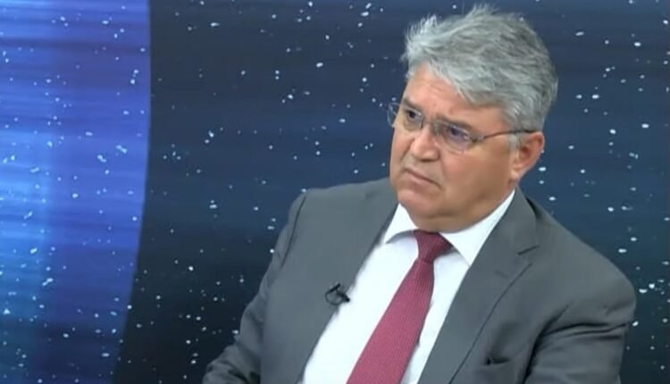 Δ.-Νατσιός:-Η-κυβέρνηση-των-νάνων-και-των-αρλεκίνων-βρίσκεται-σε-αποσύνθεση