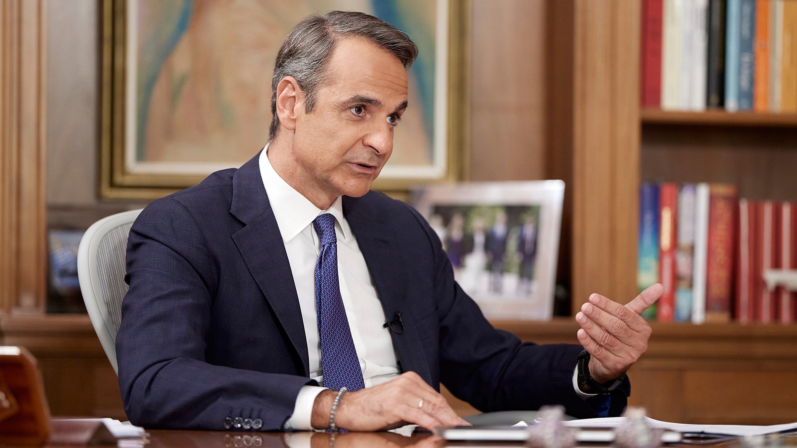 Κ.-Μητσοτάκης-στη-bild:-Η-Ελλάδα-δεν-είναι-ένας-ανοιχτός-διάδρομος-προς-την-Ευρώπη