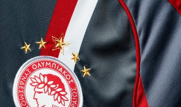 Ολυμπιακός:-Παρουσιάστηκε-η-τρίτη-εμφάνιση