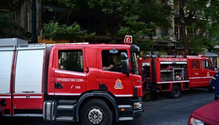 Πυρκαγιά-στο-διαμέρισμα-του-Π.-Φιλιππίδη:-Υποψίες-για-εμπρησμό