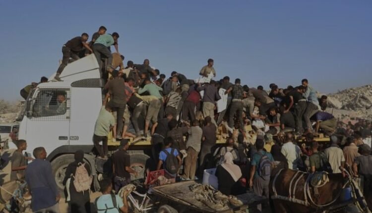 Γάζα:-Είκοσι-νεκροί-από-ανατροπή-φορτηγού-με-τρόφιμα-μέσα-σε-πλήθος