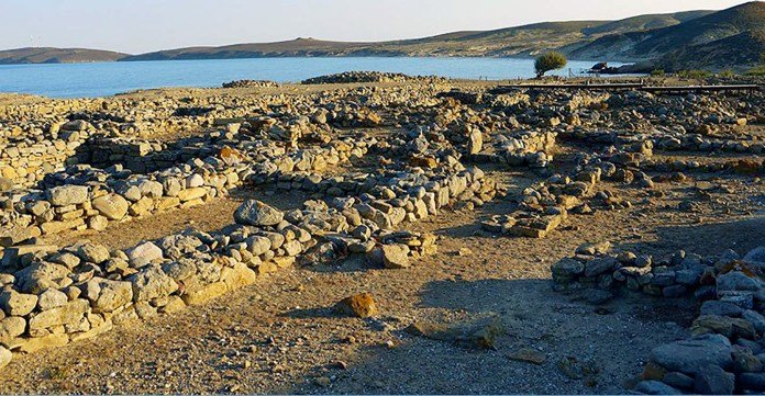 Η-Πολιόχνη-ζωντανή-απόδειξη-της-πρώιμης-κοινωνικής-και-αστικής-οργάνωσης,-αλλά-και-μοχλός-βιώσιμης-ανάπτυξης,-για-τη-Λήμνο