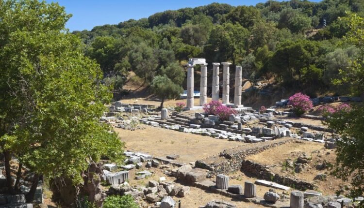 ΥΠΠΟ:-Αποκατάσταση-του-Ιερού-των-Μεγάλων-Θεών,-στη-Σαμοθράκη