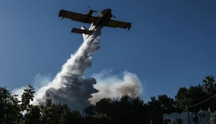 Πυρκαγιά-σε-εξέλιξη-στα-Δερβενοχώρια-Βοιωτίας