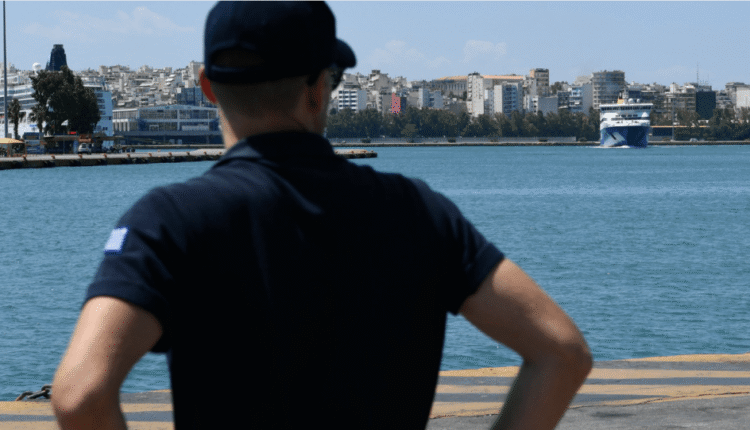 Νεκρή-γυναίκα-αγνώστων-στοιχείων-στο-λιμάνι-του-Πειραιά