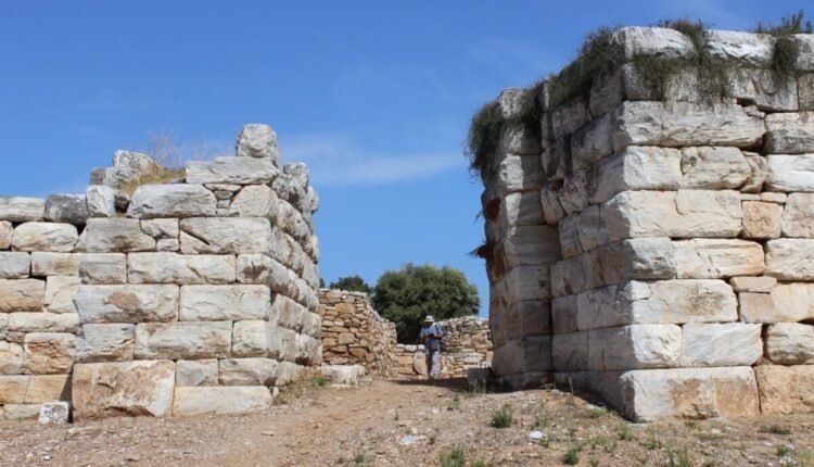 Προσβασιμότητα,-πυροπροστασία-και-συντήρηση-μνημείων-στον-αρχαιολογικό-χώρο-του-Ραμνούντος