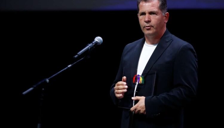 Νίκος-Κωτσοβός-στο-kingsport.gr:-«Προσωπική-δικαίωση-αυτό-το-βραβείο-–-Το-πρόβλημα-είναι-η-έλλειψη-επαγγελματισμού»