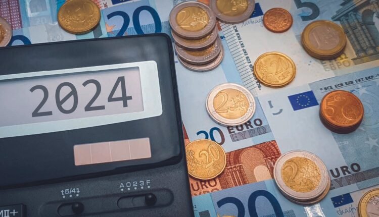 ΥΠΟΙΚ:-Πρωτογενές-πλεόνασμα-ύψους-8,499-δισ.-ευρώ-στον-προϋπολογισμό-το-8μηνο