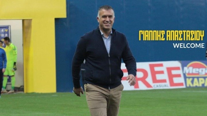 Παναιτωλικός:-Επίσημα-στον-πάγκο-ο-Γιάννης-Αναστασίου