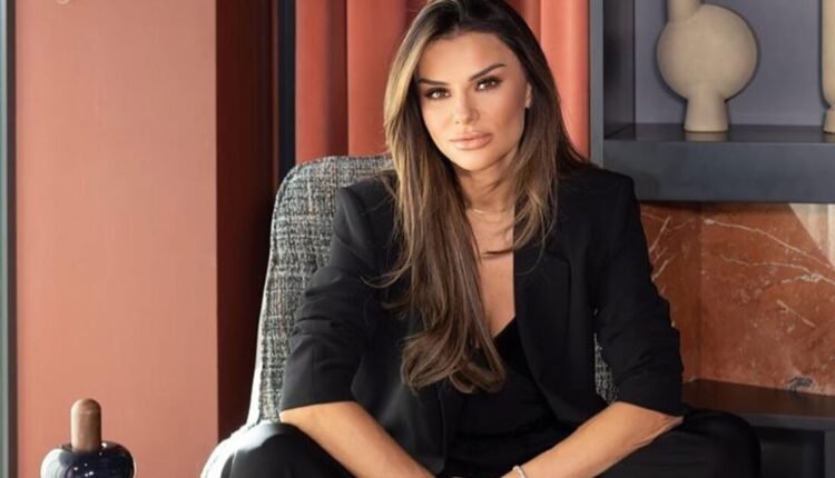 Ελένη-Τσολάκη:-Το-πρώτο-της-μήνυμα-μετά-τη-νοσηλεία-της-στο-νοσοκομείο