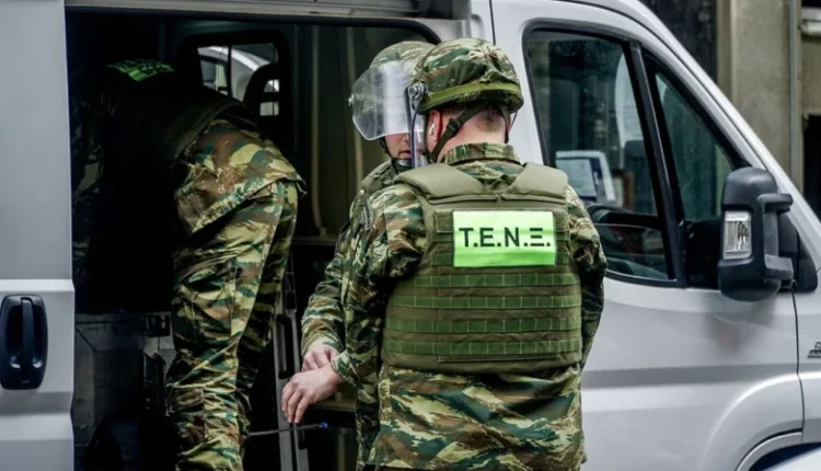 Μη-λειτουργική-η-χειροβομβίδα-που-βρέθηκε-στο-κέντρο-της-Αθήνας