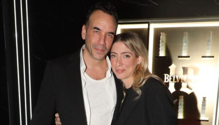 Πάνος-Μουζουράκης-–-Μαριλού-Κόζαρη