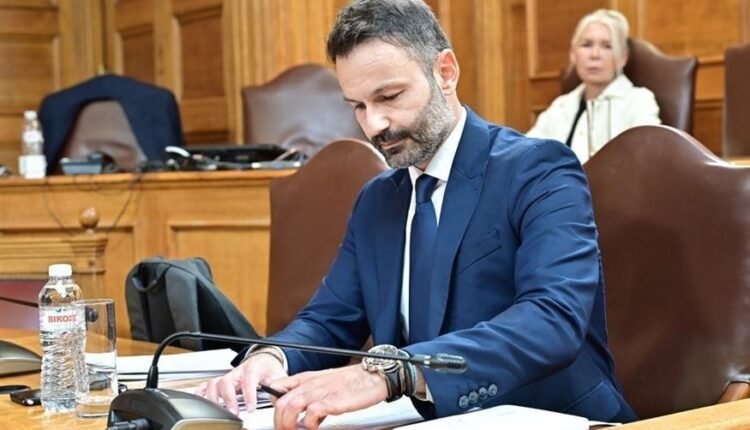 ΟΠΕΚΕΠΕ:-Θύελλα-στην-Εξεταστική