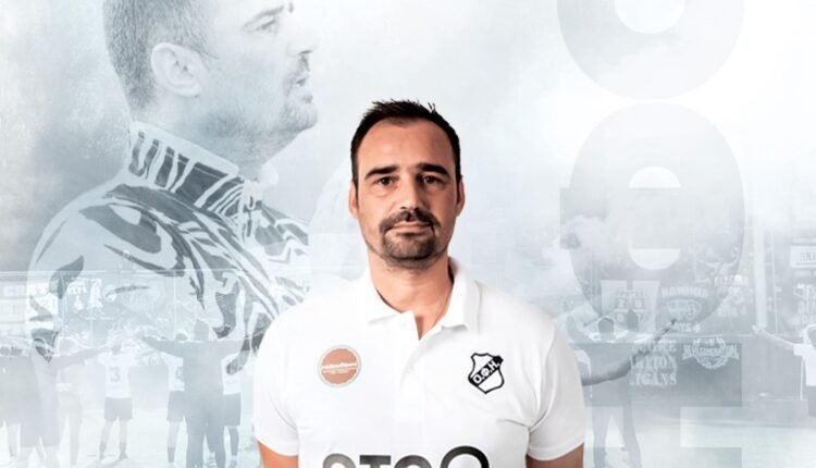 Ποδόσφαιρο-Γυναικών:-Τέλος-από-τον-ΟΦΗ-ο-Αντώνης-Ανδρουλάκης