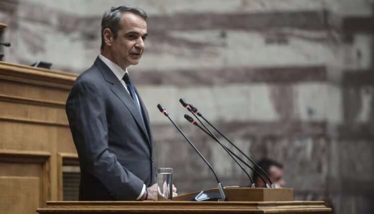 Κ.-Μητσοτάκης:-Η-Ελλάδα-στέκεται-όρθια-και-περήφανη-με-εμπιστοσύνη-στις-δυνάμεις-της