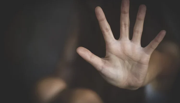 Φρίκη-στην-Ηλεία:-Κακοποιούσε-σεξουαλικά-την-κόρη-του