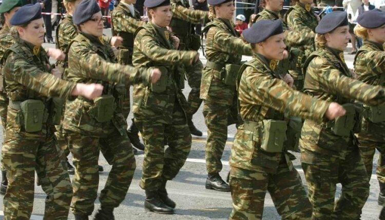 Δένδιας:-«Ξεκινάμε-το-2026-την-εθελοντική-στράτευση-γυναικών»