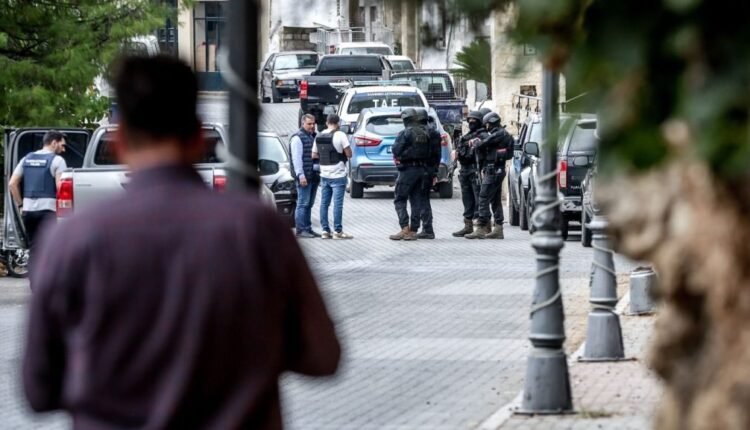 Βορίζια:-Εκτάκτως-στην-Κρήτη-ο-αρχηγός-της-ΕΛΑΣ-και-ο-διευθυντής-του-«ελληνικού-fbi»