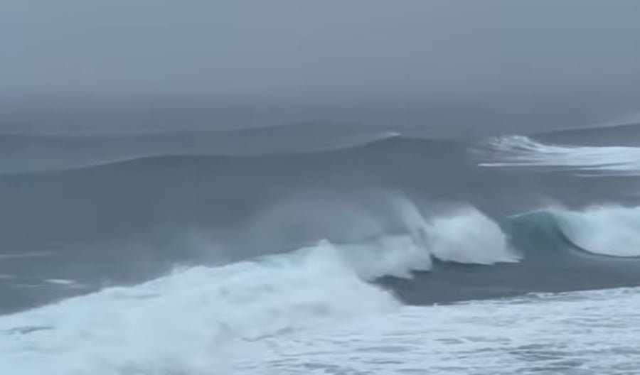 Νέος-υπερτυφώνας-απειλεί-τις-Φιλιππίνες:-Σχεδόν-ένα-εκ.-άνθρωποι-απομακρύνθηκαν